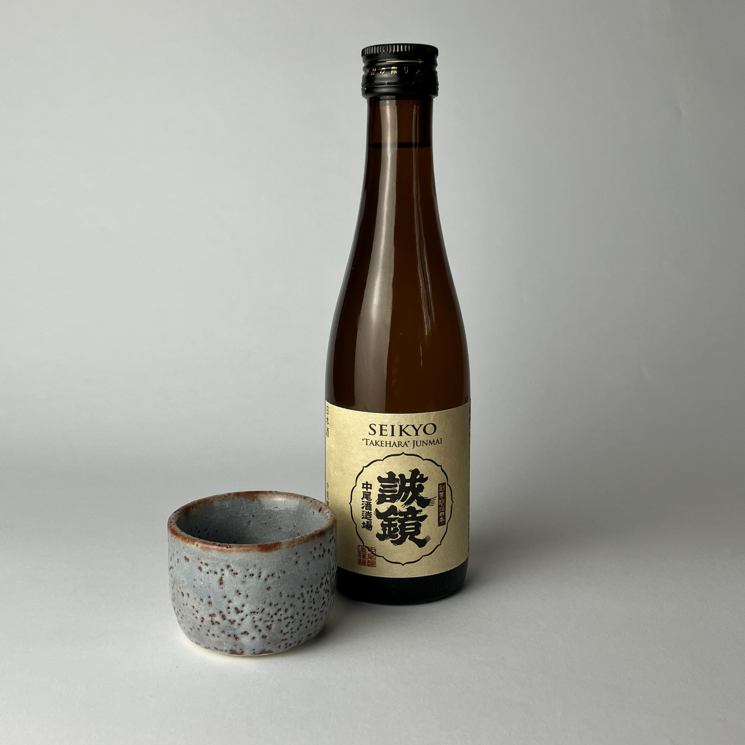 Seikyo Junmai Takehara  & Japanese Traditional Sake Cup Gift Set