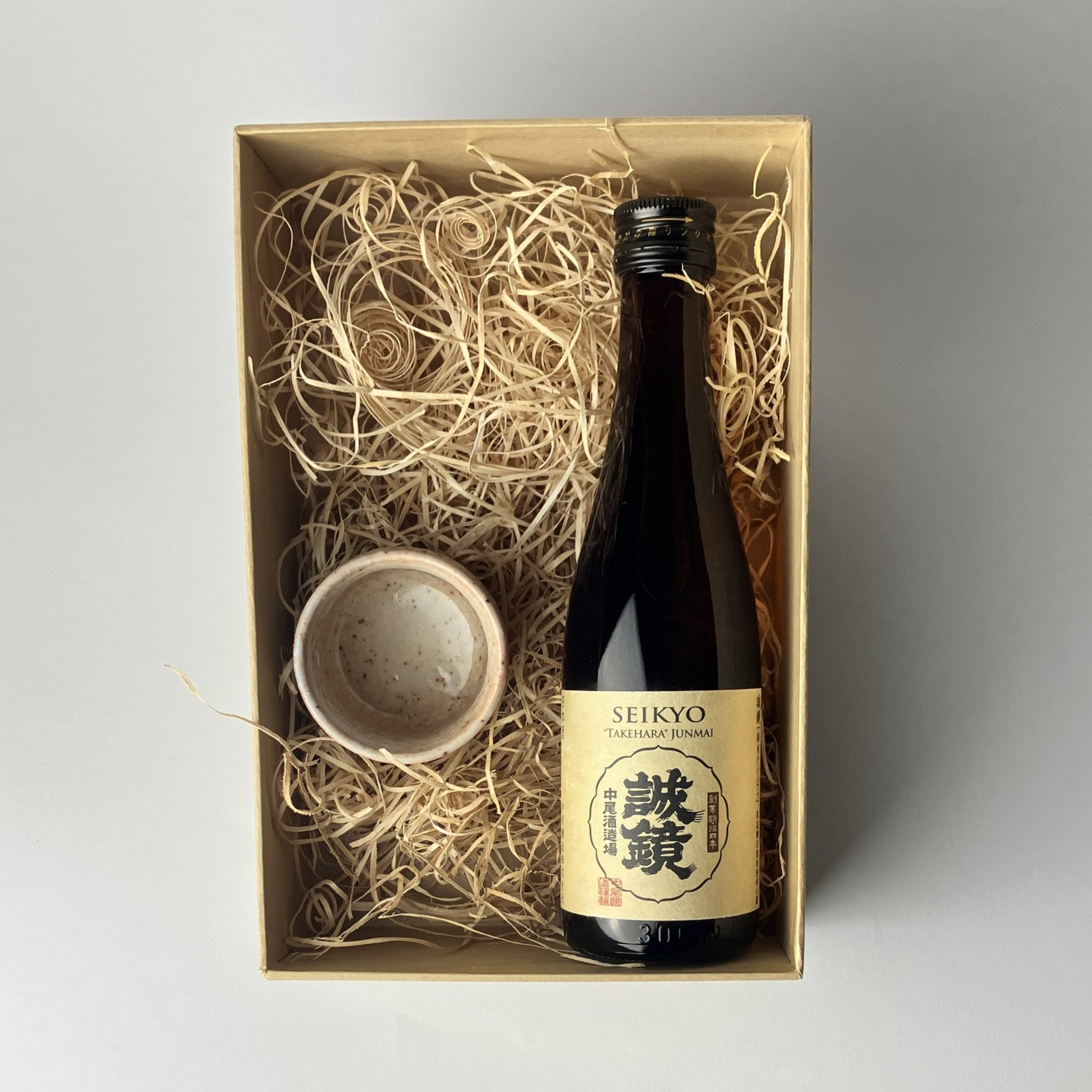Seikyo Junmai Takehara  & Japanese Traditional Sake Cup Gift Set