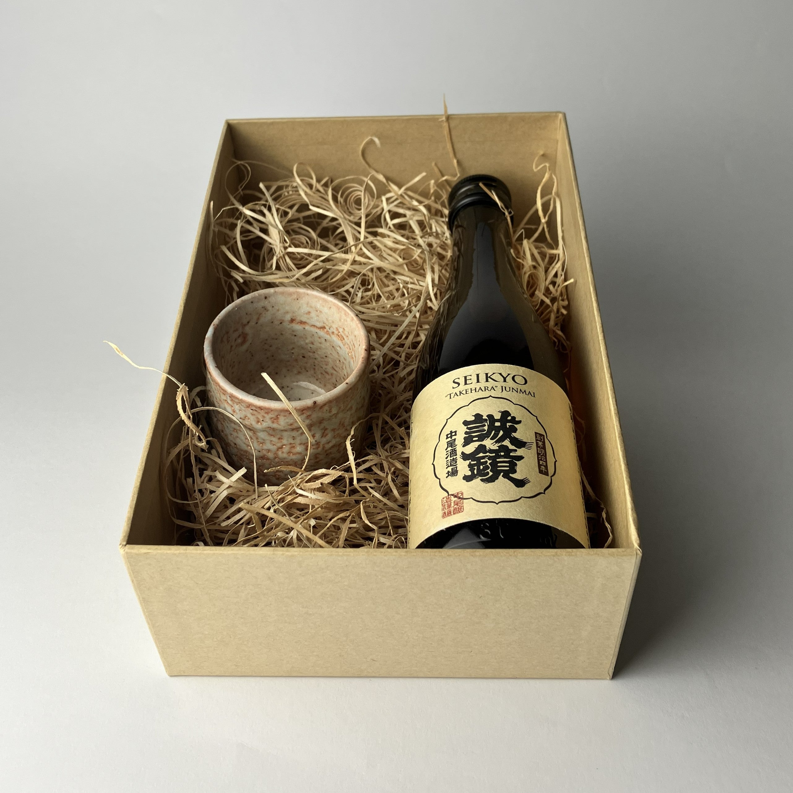 Seikyo Junmai Takehara  & Japanese Traditional Sake Cup Gift Set