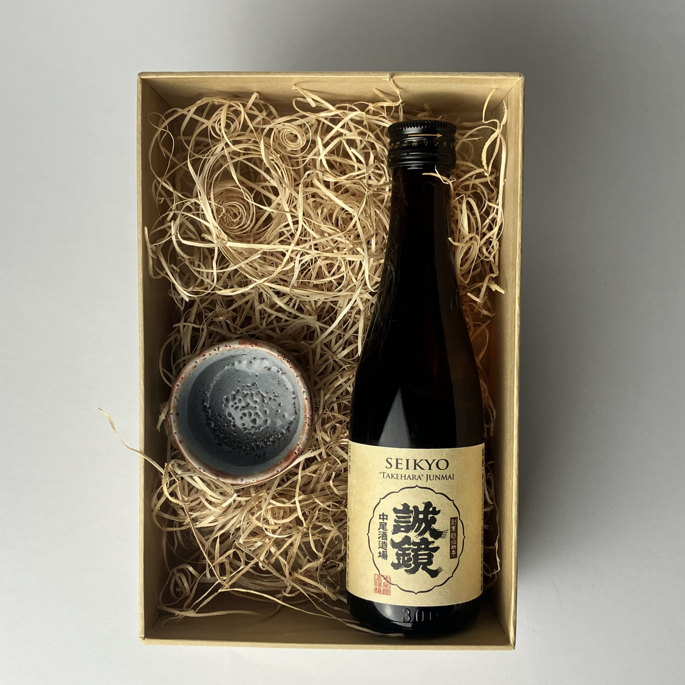 Seikyo Junmai Takehara  & Japanese Traditional Sake Cup Gift Set