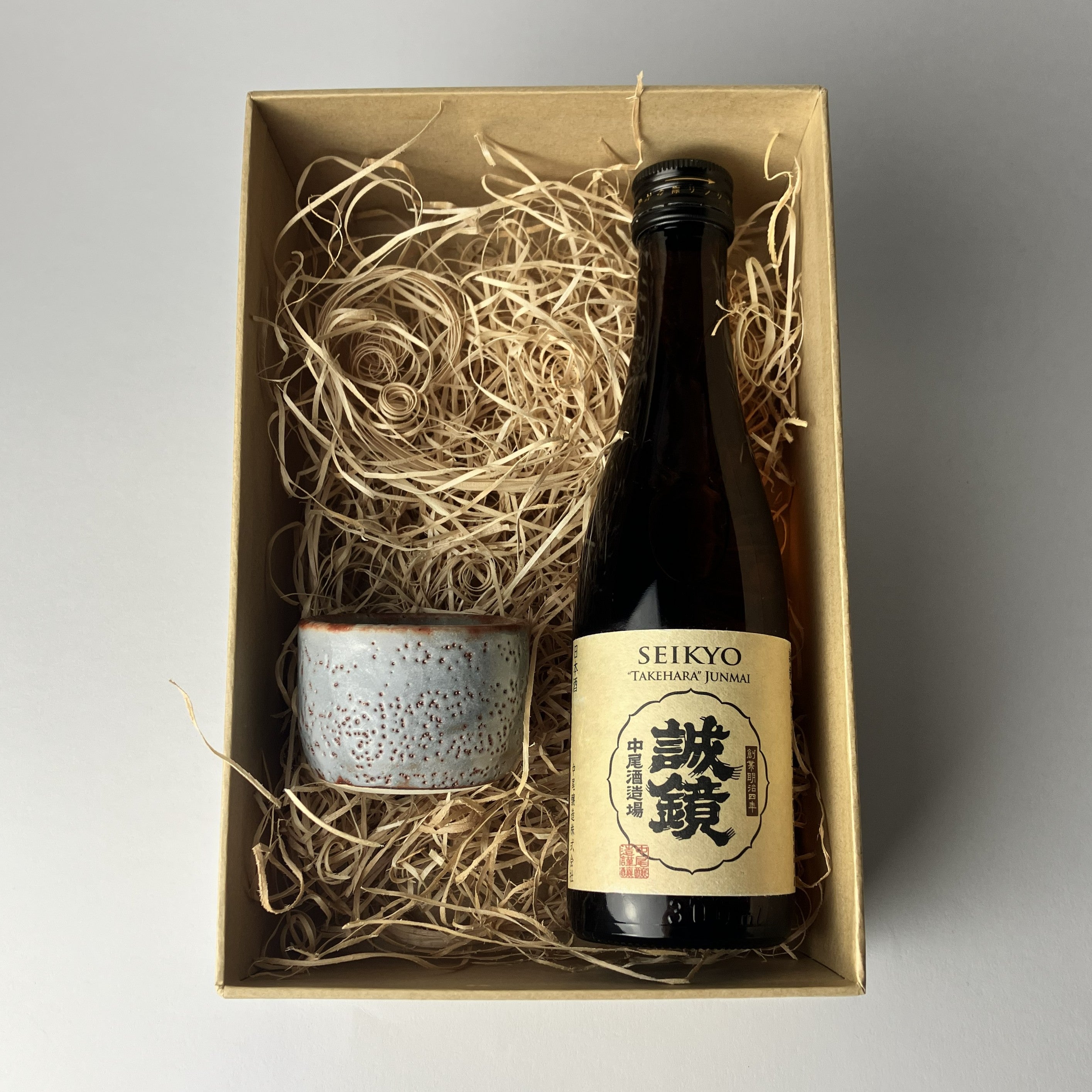 Seikyo Junmai Takehara  & Japanese Traditional Sake Cup Gift Set